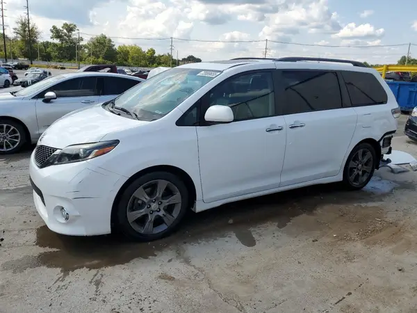 5TDXK3DC5GS750872 2016 TOYOTA SIENNA - Image 1
