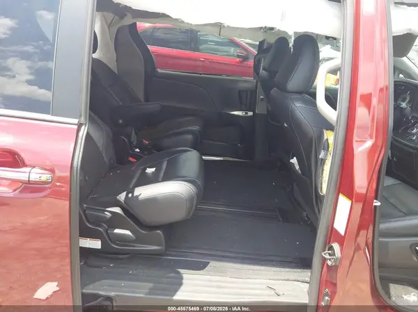 5TDXK3DC6GS725849 2016 TOYOTA SIENNA - Image 8