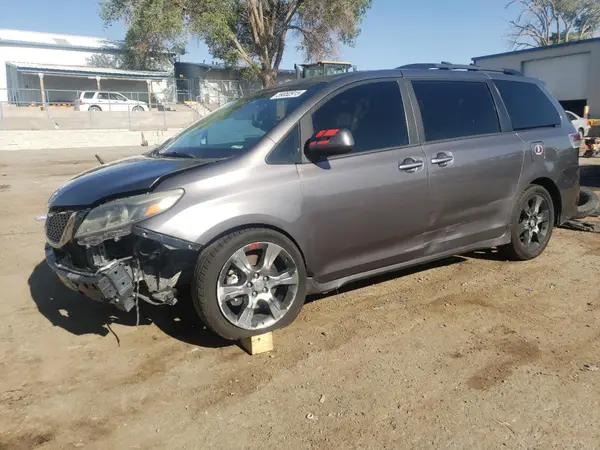 5TDXK3DC7GS696720 2016 TOYOTA SIENNA - Image 1