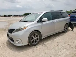 5TDXK3DC7GS741462 2016 TOYOTA SIENNA
