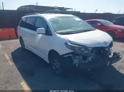 5TDXK3DC8GS697732 2016 TOYOTA SIENNA