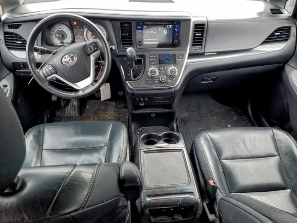 5TDXK3DC8GS736707 2016 TOYOTA SIENNA - Image 8