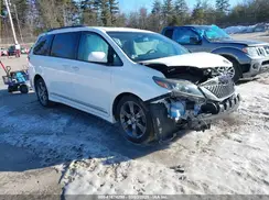 5TDXK3DC8GS744659 2016 TOYOTA SIENNA