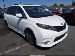 5TDXK3DC8GS745536 2016 TOYOTA SIENNA