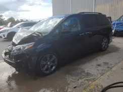 5TDXK3DC9GS755217 2016 TOYOTA SIENNA