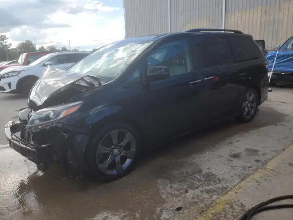 5TDXK3DC9GS755217 2016 TOYOTA SIENNA - Image 1