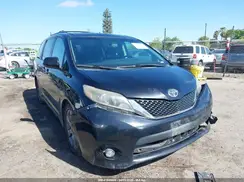 5TDXK3DCXGS696887 2016 TOYOTA SIENNA