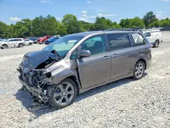5TDXK3DCXGS702803 2016 TOYOTA SIENNA