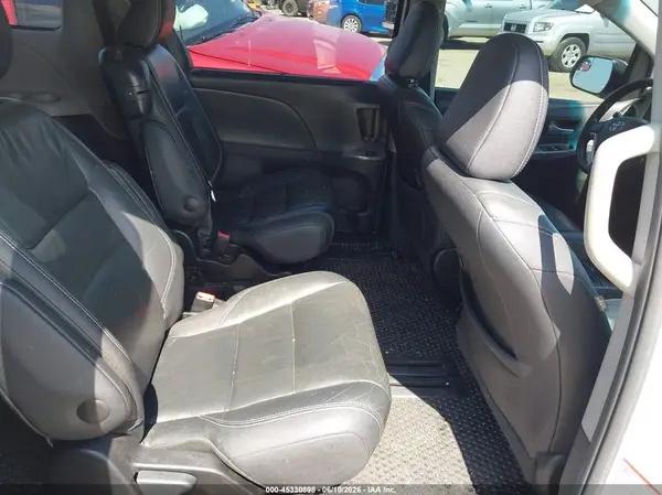 5TDXK3DCXGS708469 2016 TOYOTA SIENNA - Image 8