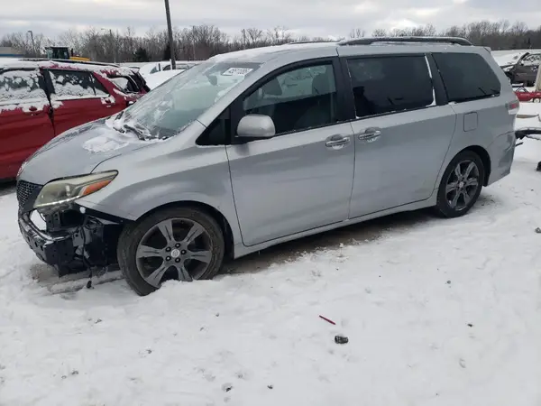 5TDXK3DCXGS734988 2016 TOYOTA SIENNA - Image 1