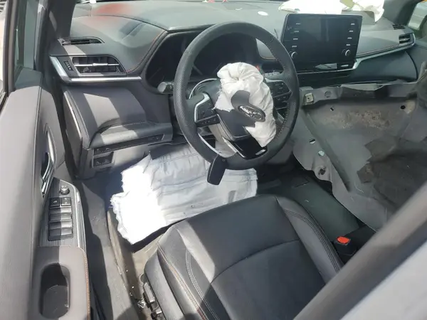 5TDXRKEC0PS142469 2023 TOYOTA SIENNA - Image 8
