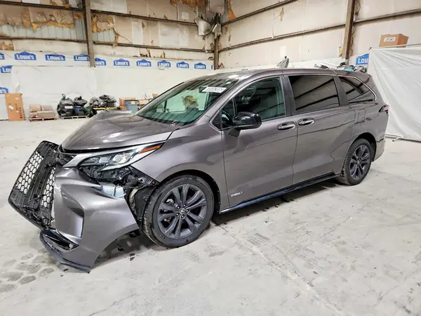 5TDXRKEC1MS019775 2021 TOYOTA SIENNA - Image 1