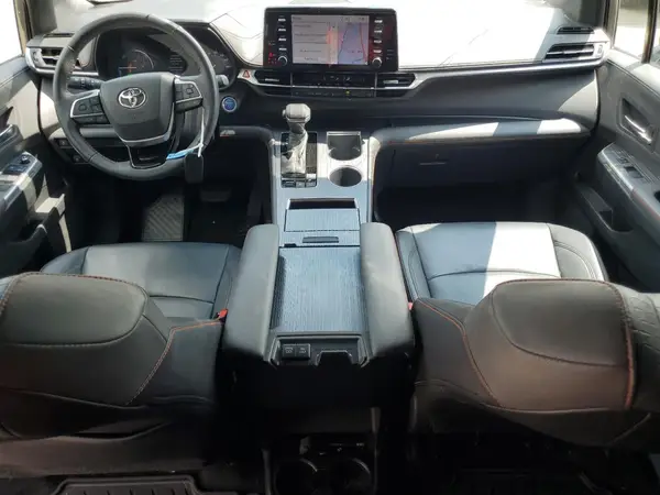 5TDXRKEC2MS073084 2021 TOYOTA SIENNA - Image 8
