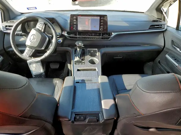 5TDXRKEC2PS170032 2023 TOYOTA SIENNA - Image 8