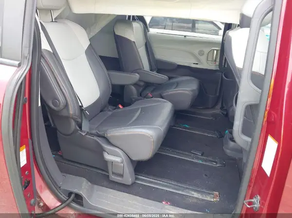 5TDXRKEC4MS017258 2021 TOYOTA SIENNA - Image 8