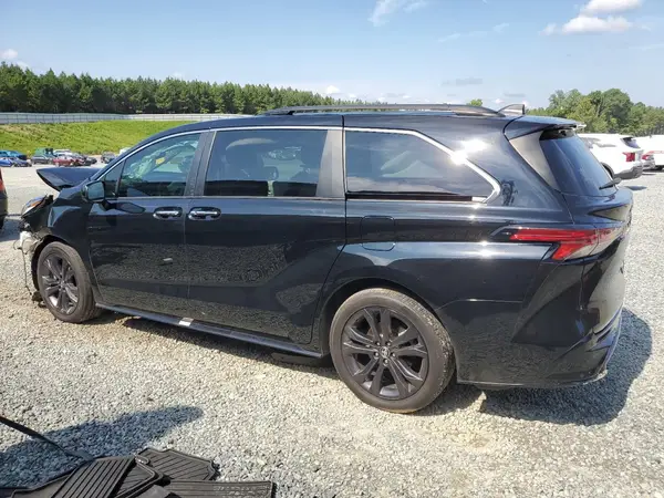 5TDXRKEC4NS076554 2022 TOYOTA SIENNA - Image 2
