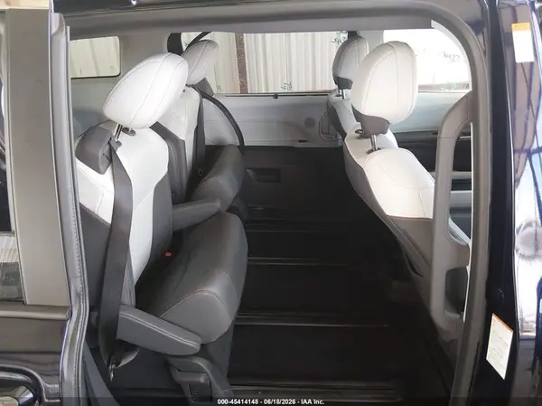5TDXRKEC4RS211490 2024 TOYOTA SIENNA - Image 8