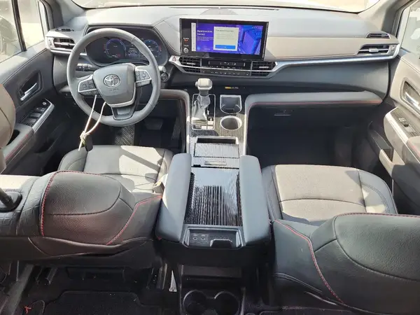 5TDXRKEC4SS255396 2025 TOYOTA SIENNA - Image 8