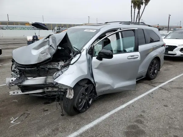 5TDXRKEC5MS041391 2021 TOYOTA SIENNA - Image 1