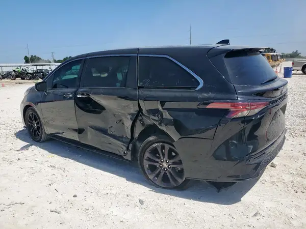 5TDXRKEC6RS190965 2024 TOYOTA SIENNA - Image 2