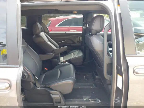 5TDXRKEC7MS065630 2021 TOYOTA SIENNA - Image 8