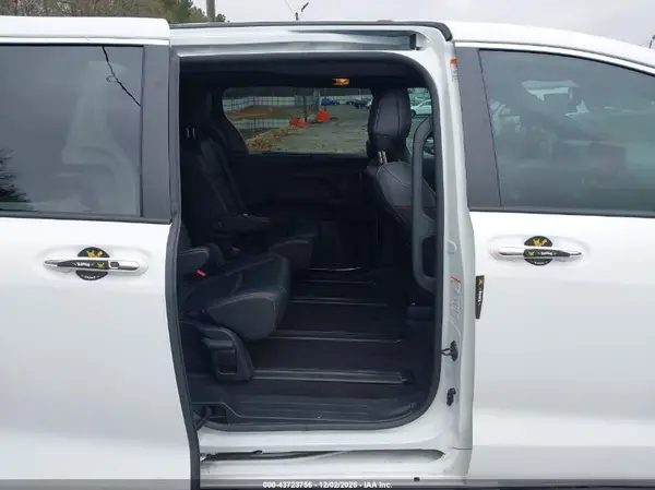 5TDXRKEC7NS124595 2022 TOYOTA SIENNA - Image 8