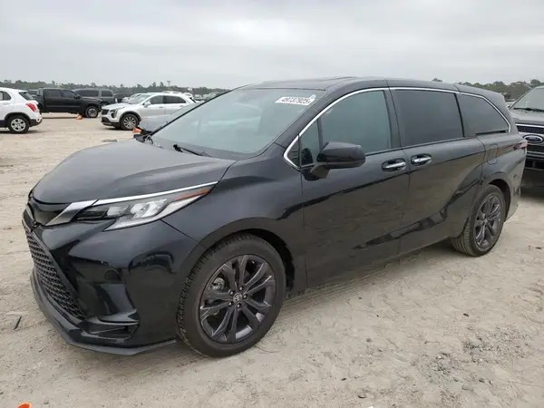 5TDXRKEC8NS097343 2022 TOYOTA SIENNA - Image 1