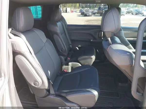 5TDXRKEC9MS004991 2021 TOYOTA SIENNA - Image 8