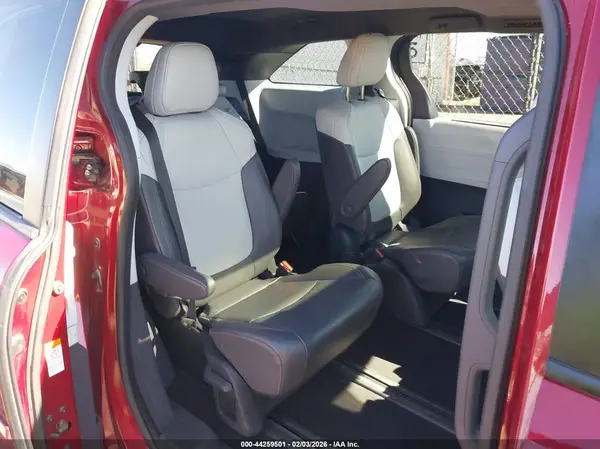 5TDXRKEC9NS108947 2022 TOYOTA SIENNA - Image 8