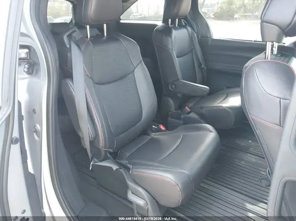 5TDXRKECXSS226422 2025 TOYOTA SIENNA - Image 8