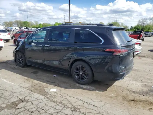 5TDXSKFC0RS154398 2024 TOYOTA SIENNA - Image 2