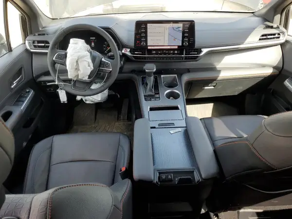 5TDXSKFC0RS154398 2024 TOYOTA SIENNA - Image 8