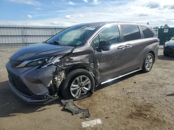 5TDXSKFC1MS006236 2021 TOYOTA SIENNA - Image 1