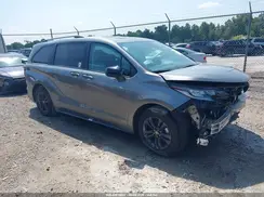 5TDXSKFC1TS228984 2026 TOYOTA SIENNA