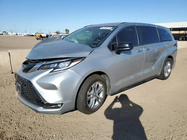 5TDXSKFC4MS002164 2021 TOYOTA SIENNA - Image 1