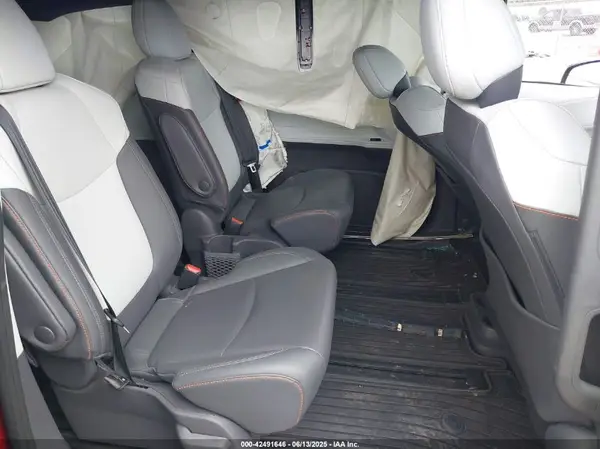 5TDXSKFC7MS006760 2021 TOYOTA SIENNA - Image 8