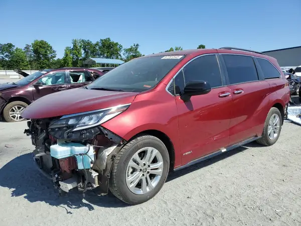 5TDXSKFC8MS030761 2021 TOYOTA SIENNA - Image 1