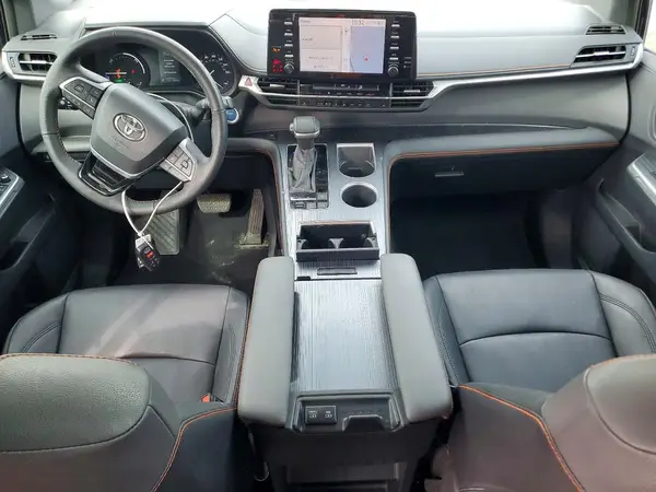 5TDXSKFC9MS005318 2021 TOYOTA SIENNA - Image 8
