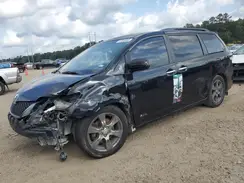 5TDXZ3DC0HS772047 2017 TOYOTA SIENNA