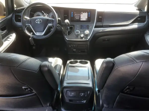 5TDXZ3DC0HS815382 2017 TOYOTA SIENNA - Image 8
