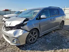 5TDXZ3DC0HS858880 2017 TOYOTA SIENNA
