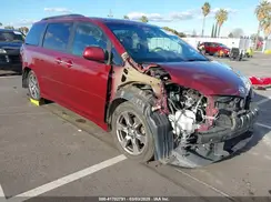 5TDXZ3DC0HS869765 2017 TOYOTA SIENNA