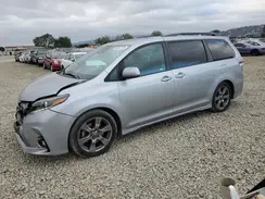 5TDXZ3DC0JS920400 2018 TOYOTA SIENNA