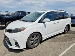 5TDXZ3DC0JS921918 2018 TOYOTA SIENNA