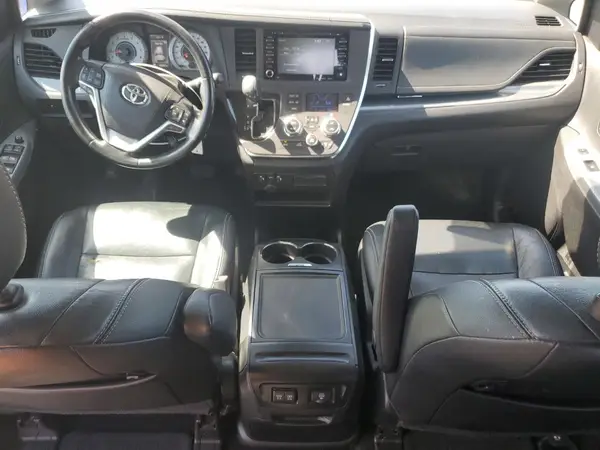 5TDXZ3DC0JS950948 2018 TOYOTA SIENNA - Image 8