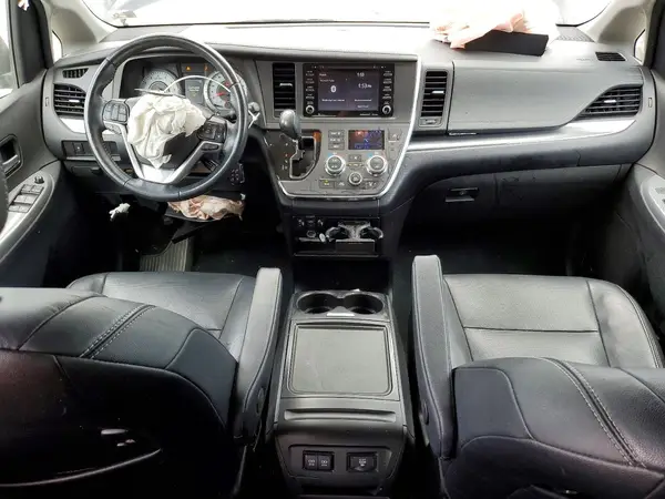 5TDXZ3DC0KS009758 2019 TOYOTA SIENNA - Image 8