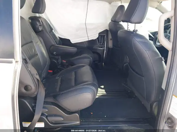 5TDXZ3DC0KS971896 2019 TOYOTA SIENNA - Image 8