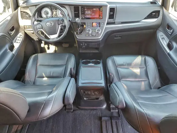5TDXZ3DC0LS063160 2020 TOYOTA SIENNA - Image 8