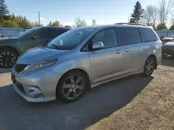 5TDXZ3DC1HS801135 2017 TOYOTA SIENNA