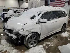 5TDXZ3DC1HS847337 2017 TOYOTA SIENNA